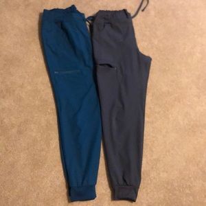 2 Pair Jogger Scrub Bottoms
